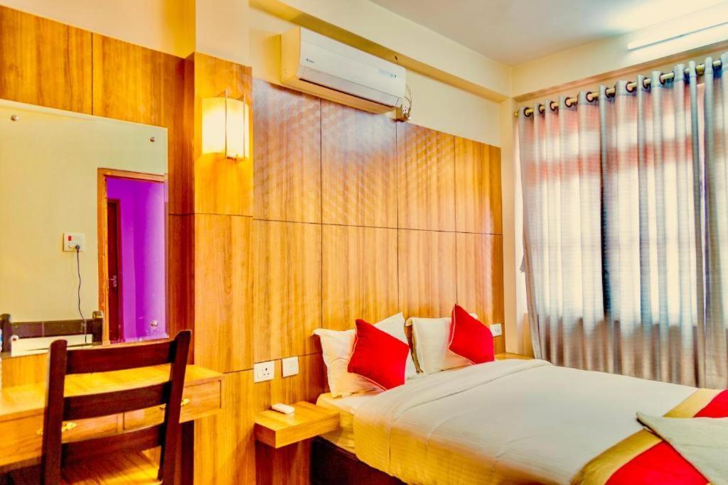 Hotel The Doors Kathmandu Buitenkant foto