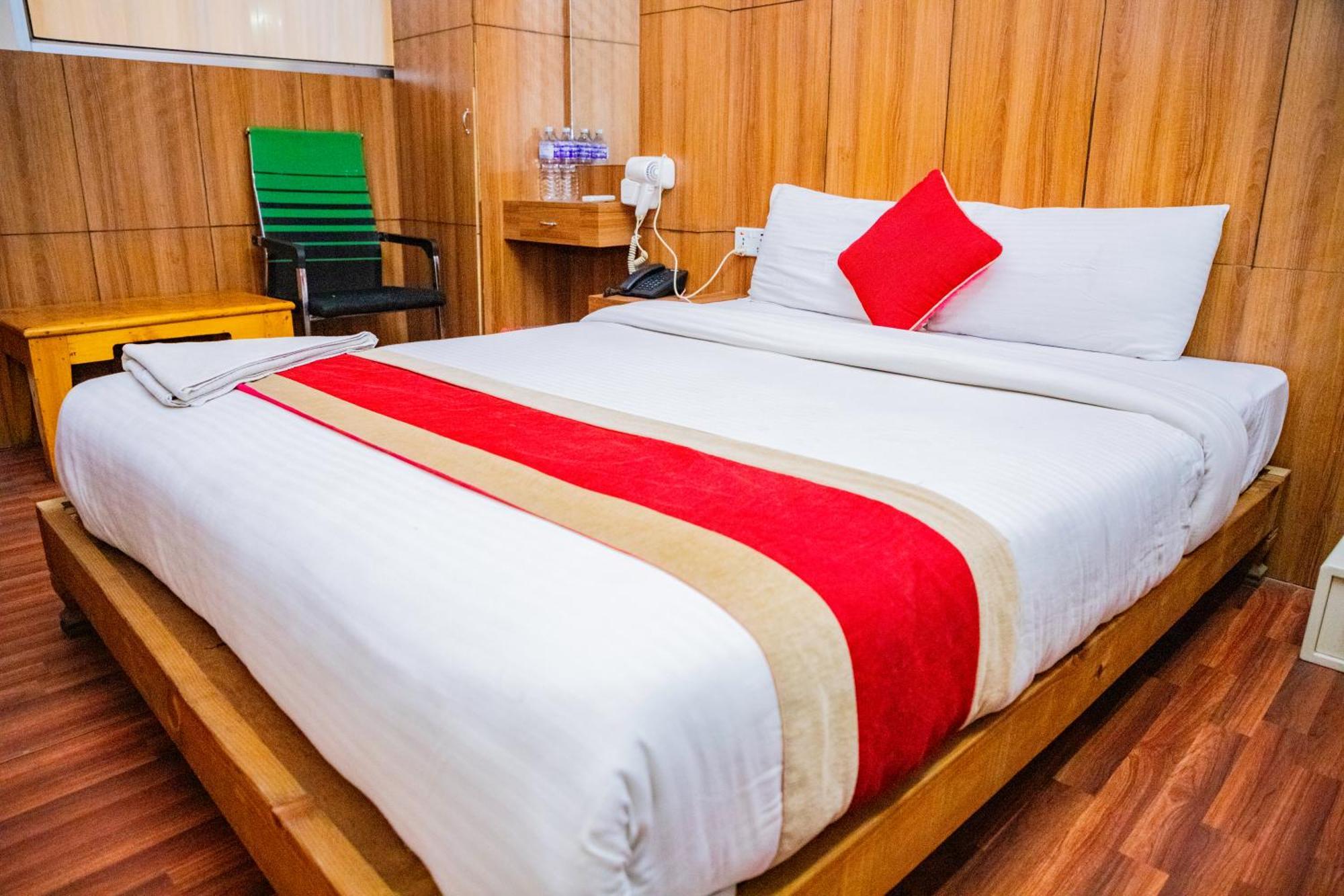 Hotel The Doors Kathmandu Buitenkant foto