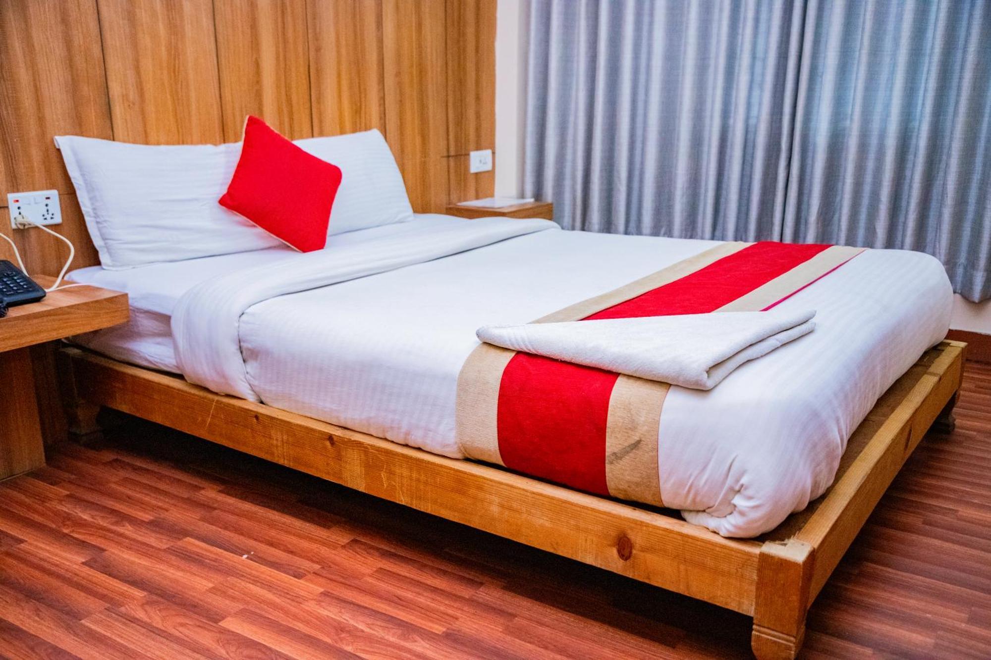 Hotel The Doors Kathmandu Buitenkant foto