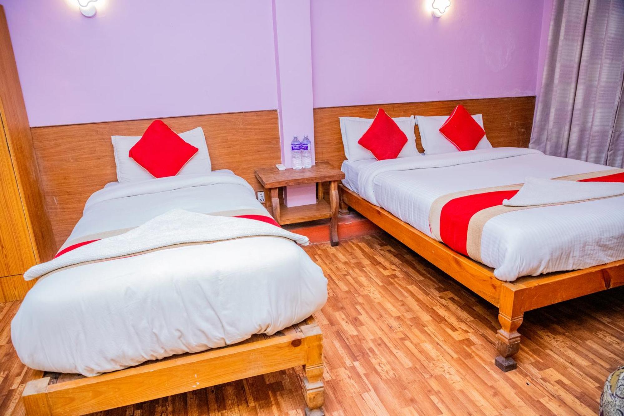 Hotel The Doors Kathmandu Buitenkant foto