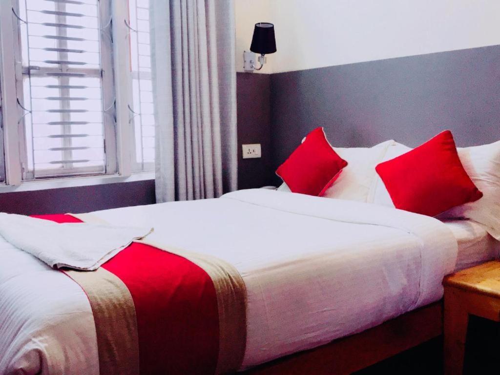 Hotel The Doors Kathmandu Buitenkant foto